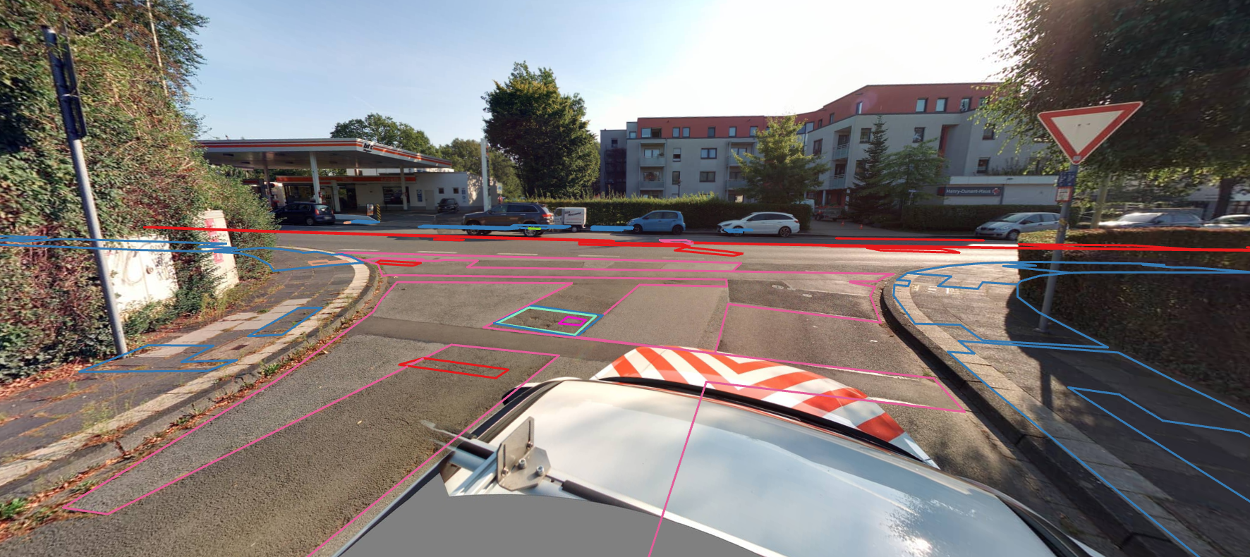 Road damage mapping - pothole assessment